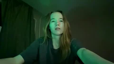 Snapshot of inespacheco chatting on 04.02.26 Sofia online show from 04.02.26