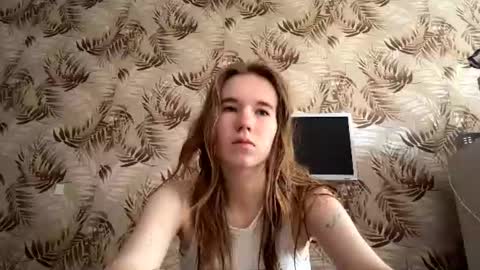 Snapshot of inespacheco chatting on 06.23.26 Sofia online show from 06.23.26