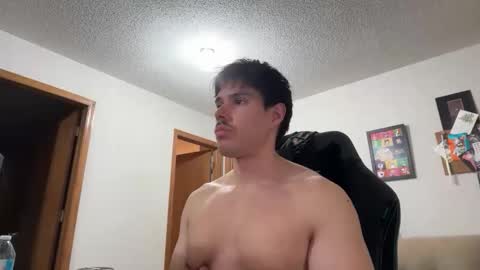 Lucas online show from 04.12.26