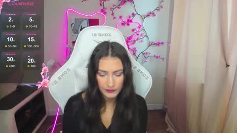 Snapshot of infernoadele chatting on 12.05.25 Adel online show from 12.05.25