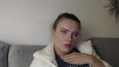 Sweet girl online show from 12.22.24