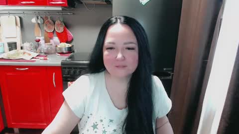 Snapshot of infinity_loveliness chatting on 01.08.25 Infinity online show from 01.08.25