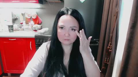 Snapshot of infinity_loveliness chatting on 01.09.25 Infinity online show from 01.09.25