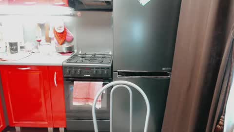 Snapshot of infinity_loveliness chatting on 01.12.25 Infinity online show from 01.12.25