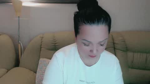 Snapshot of infinity_loveliness chatting on 10.18.25 Infinity online show from 10.18.25