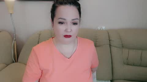 Snapshot of infinity_loveliness chatting on 11.09.25 Infinity online show from 11.09.25