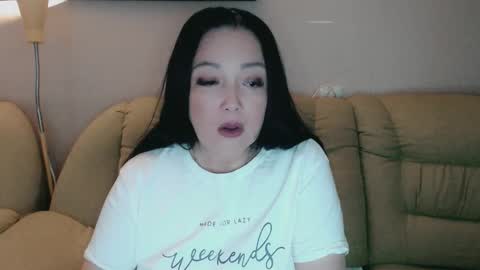 Snapshot of infinity_loveliness chatting on 12.05.25 Infinity online show from 12.05.25