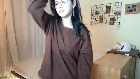 Mia online show from 03.28.26