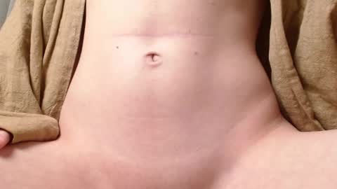 Snapshot of ingret_sunshine chatting on 10.03.25 Ingret online show from 10.03.25