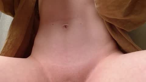 Snapshot of ingret_sunshine chatting on 10.04.25 Ingret online show from 10.04.25