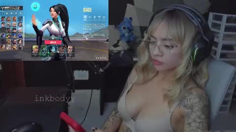 Snapshot of inkbodyy chatting on 03.08.25 Dayana online show from 03.08.25