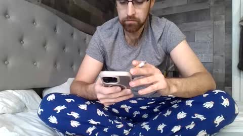 Snapshot of inmybackyard chatting on 01.08.26 InMyBackyard online show from 01.08.26