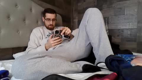 Snapshot of inmybackyard chatting on 02.25.26 InMyBackyard online show from 02.25.26