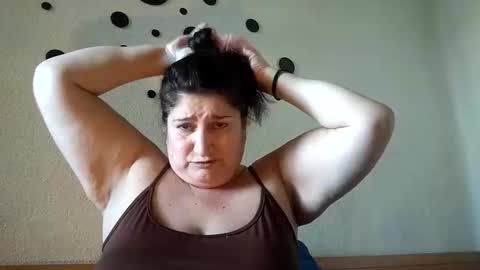 inna46_ online show from 01.08.25