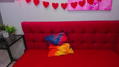 Snapshot of innalovely chatting on 04.24.26 Inna online show from 04.24.26