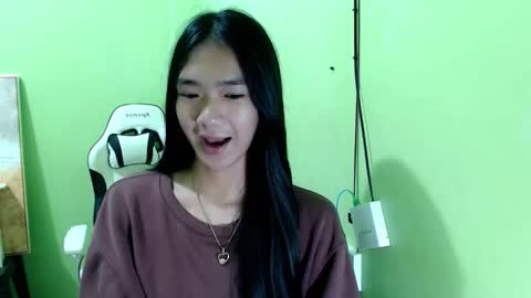 Snapshot of innocent_reign69 chatting on 02.08.26 Reign online show from 02.08.26