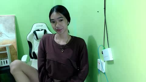 Snapshot of innocent_reign69 chatting on 02.20.26 Reign online show from 02.20.26