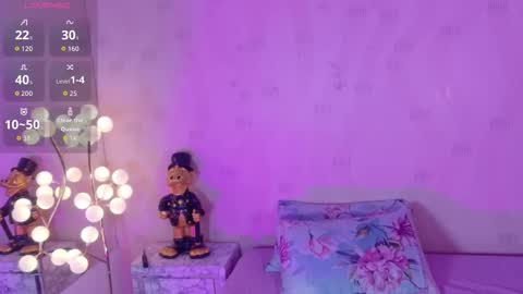 innocenthazel online show from 02.12.26