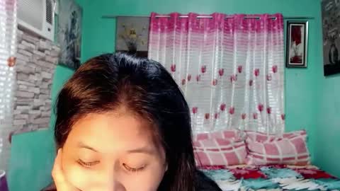 Snapshot of inocent_joy chatting on 02.13.25 inocent_joy online show from 02.13.25