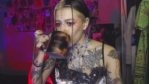 Snapshot of insunnity666 chatting on 12.10.24 Insunnity666 online show from 12.10.24