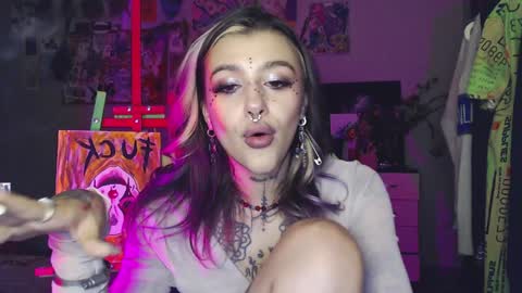 Snapshot of insunnity666 chatting on 12.25.24 Insunnity666 online show from 12.25.24