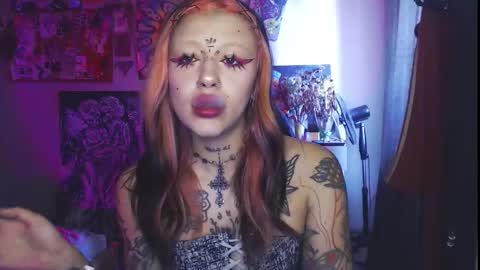 Snapshot of insunnity666 chatting on 10.07.25 Insunnity666 online show from 10.07.25