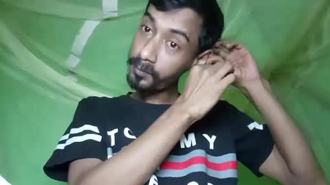 interne8famous online show from 12.16.25