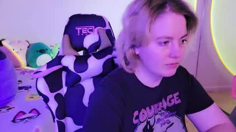 Faye online show from 01.19.25