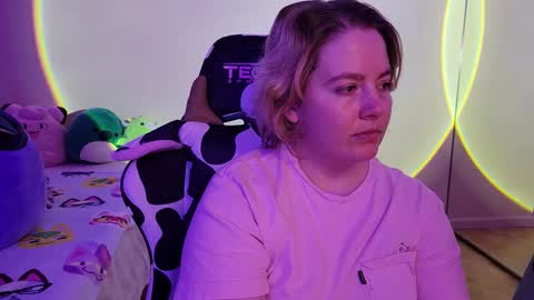 Faye online show from 01.31.25