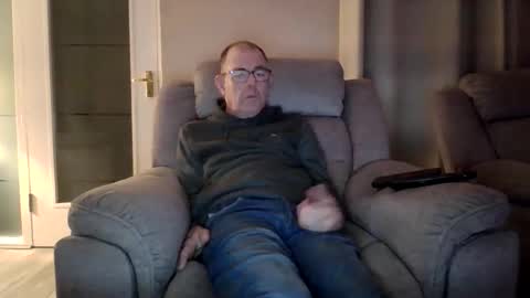 inthemood63 online show from 10.30.25