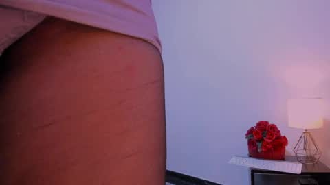Pantyhose Queen online show from 04.05.26