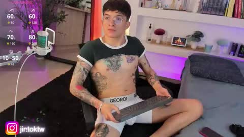 Snapshot of ireliaboy chatting on 02.22.26 ireliaboy online show from 02.22.26