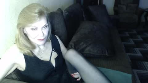 irenalegs online show from 04.27.26
