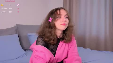 Snapshot of ireneharris chatting on 09.19.25 Maxin online show from 09.19.25