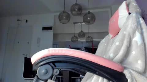 Ir s room online show from 02.09.25