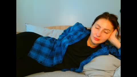 Snapshot of irina9793 chatting on 05.15.26 irina online show from 05.15.26