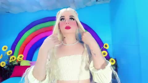 Snapshot of irina_lechera_ chatting on 12.19.24 Irina online show from 12.19.24