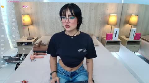 Iris online show from 04.12.26