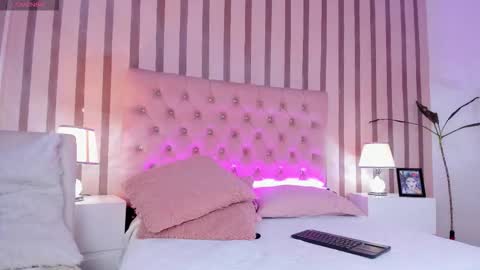 Iris  online show from 02.28.26