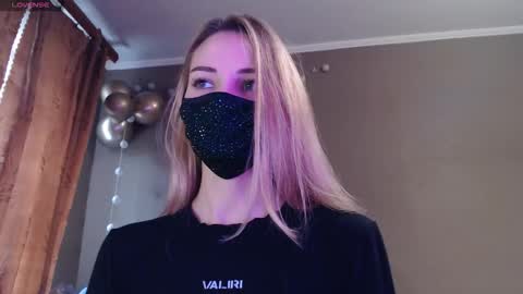 Lily online show from 11.20.25