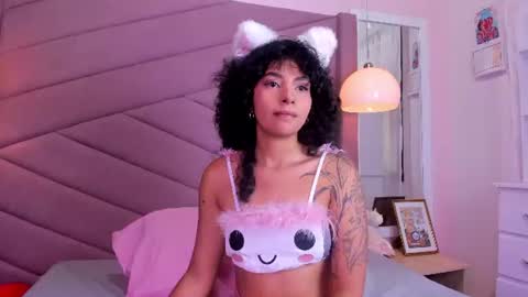 Iris Licht online show from 07.16.26