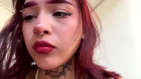 Snapshot of iris_magiic_ chatting on 01.29.25 iris online show from 01.29.25