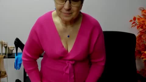 I R I S online show from 01.24.25