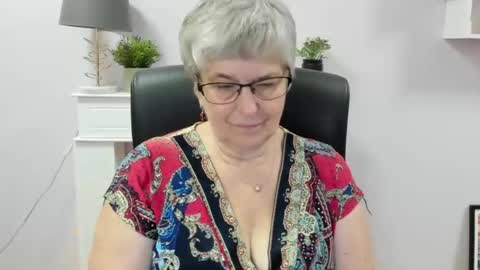I R I S online show from 07.07.26