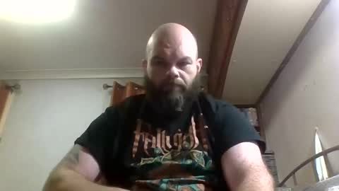 Snapshot of irishadz chatting on 10.28.25 irishadz online show from 10.28.25