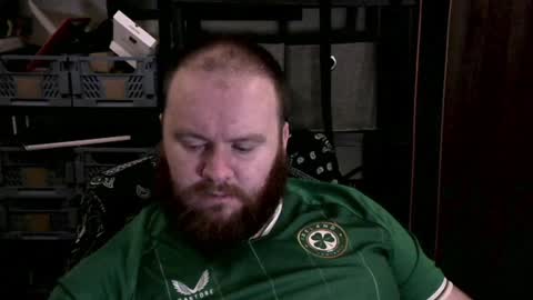 twitter theirishman205 online show from 12.02.24