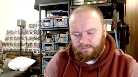 Snapshot of irishdaddy24 chatting on 03.04.26 twitter theirishman205 online show from 03.04.26