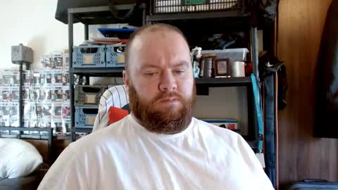 Snapshot of irishdaddy24 chatting on 03.07.26 twitter theirishman205 online show from 03.07.26