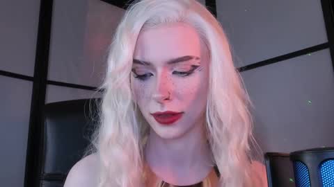 Snapshot of irisice chatting on 01.06.25 Miss Iris Fansly Miss Iris new inst. online show from 01.06.25