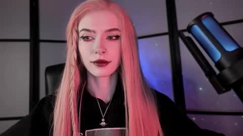 Snapshot of irisice chatting on 02.09.25 Miss Iris Fansly Miss Iris new inst. online show from 02.09.25